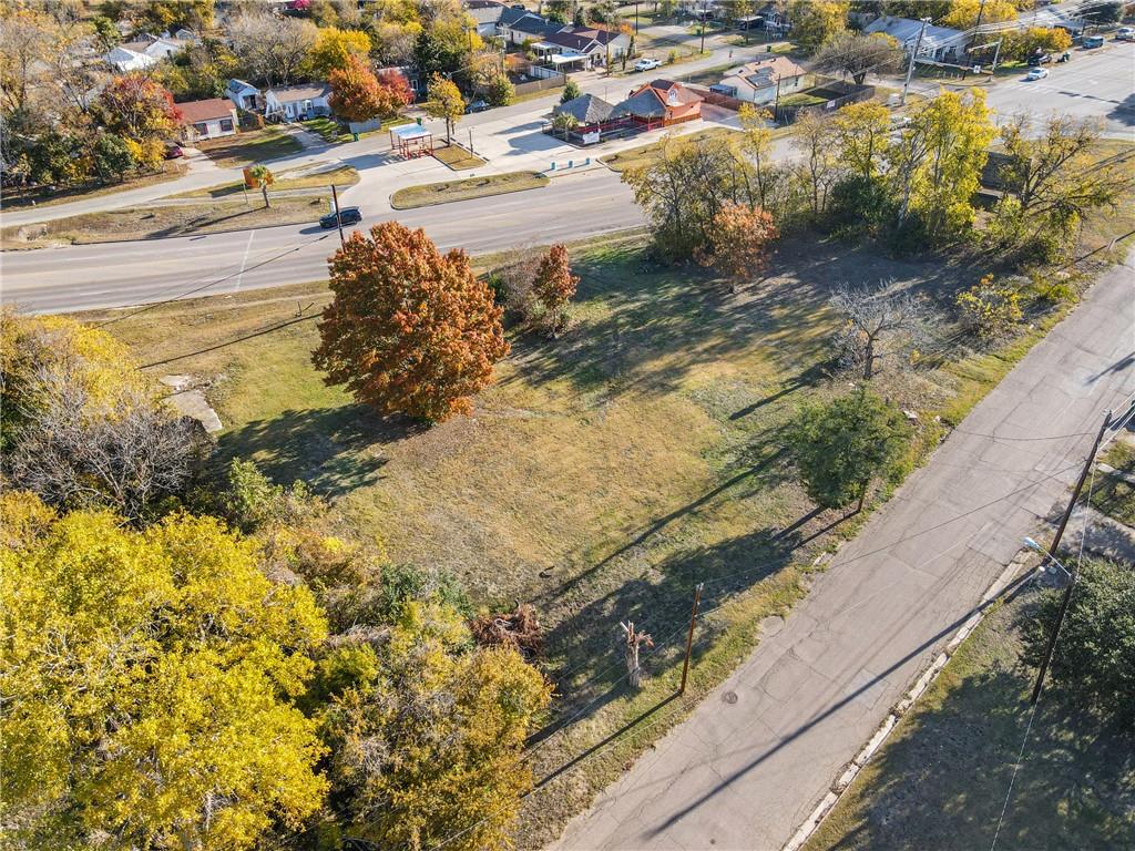 105,107,109,111 Victory Drive Property Photo 11