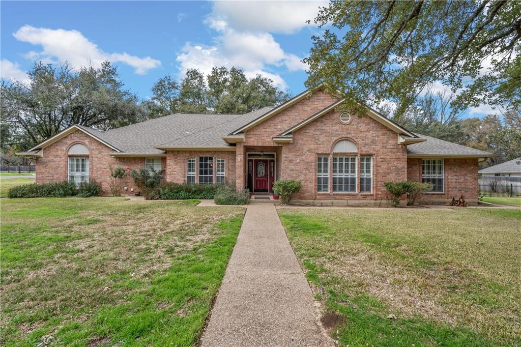 201 Cobblestone Lane Property Photo