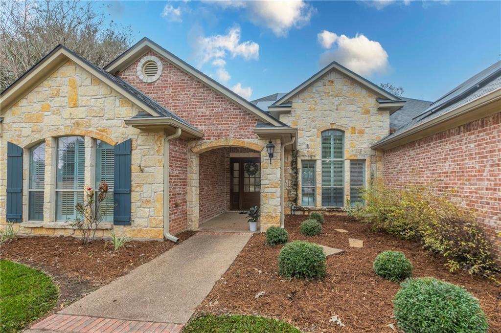 1031 Briar Glen Circle Property Photo 3