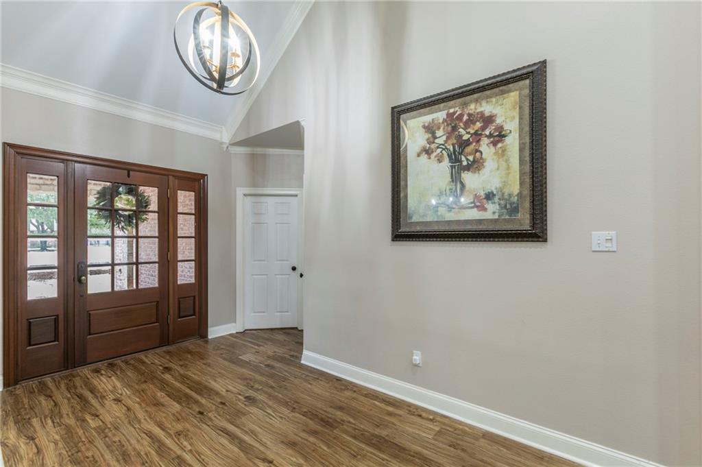 1031 Briar Glen Circle Property Photo 7