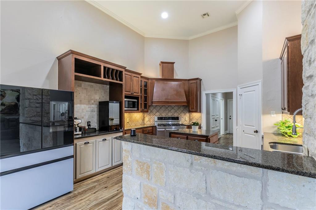 1031 Briar Glen Circle Property Photo 14