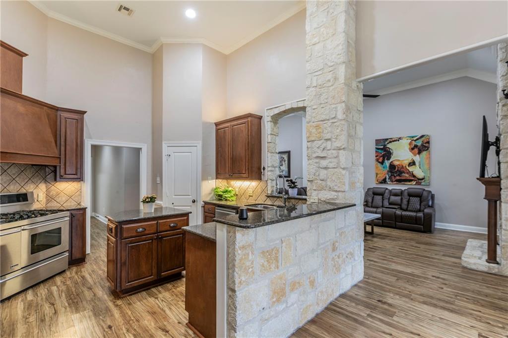 1031 Briar Glen Circle Property Photo 15
