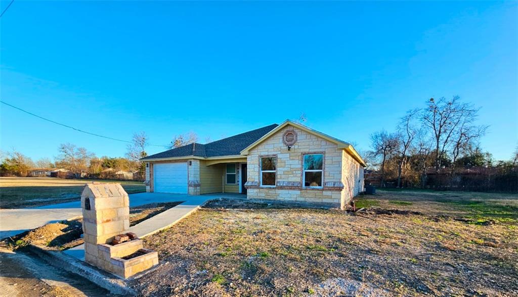 106 County Rd 116 Property Photo