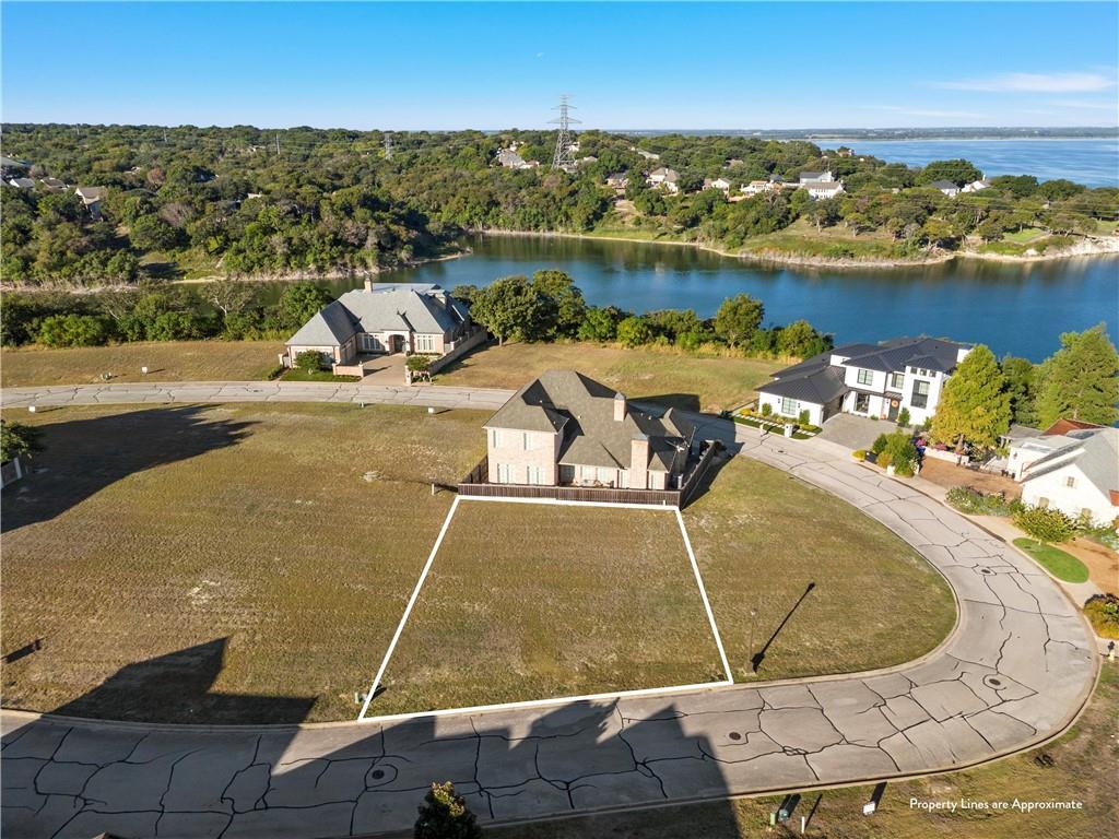 7 Enclave Court Property Photo 4