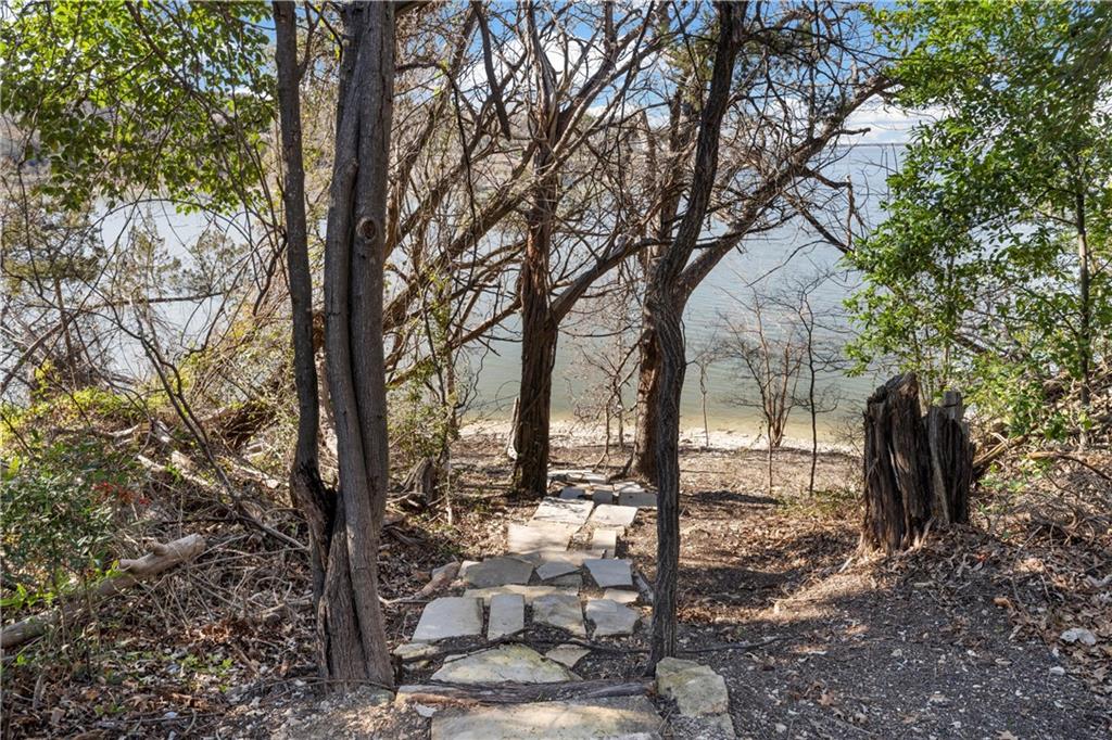 10 Enclave Court Property Photo 11