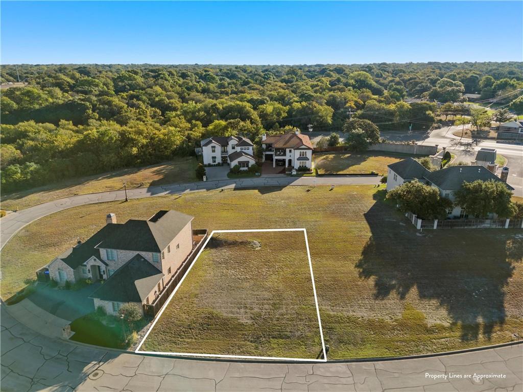 25 Enclave Court Property Photo 4