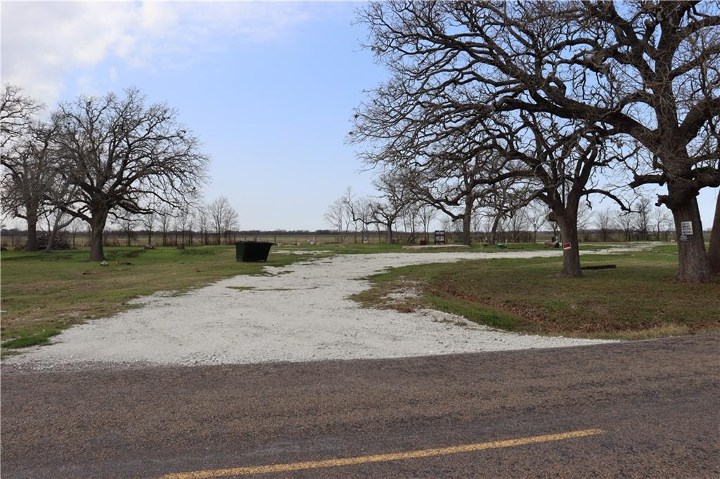4202 S Fm 339 Property Photo 2