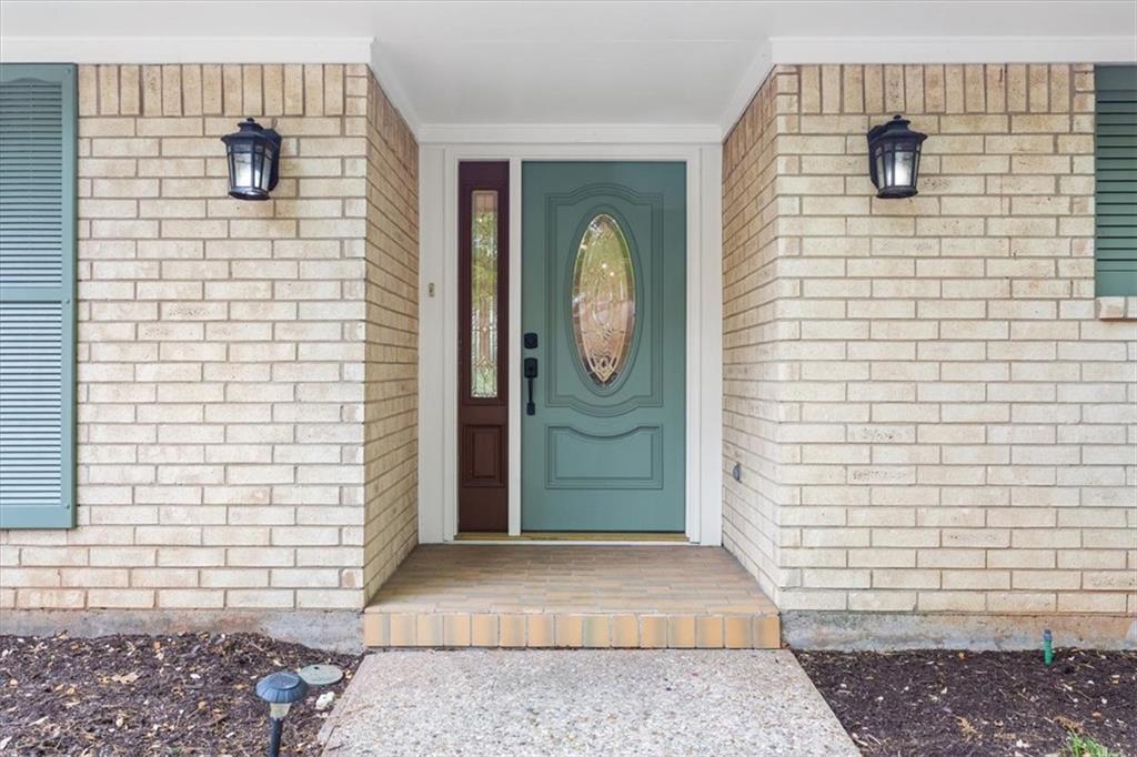 1705 Live Oak Valley Circle Property Photo 6
