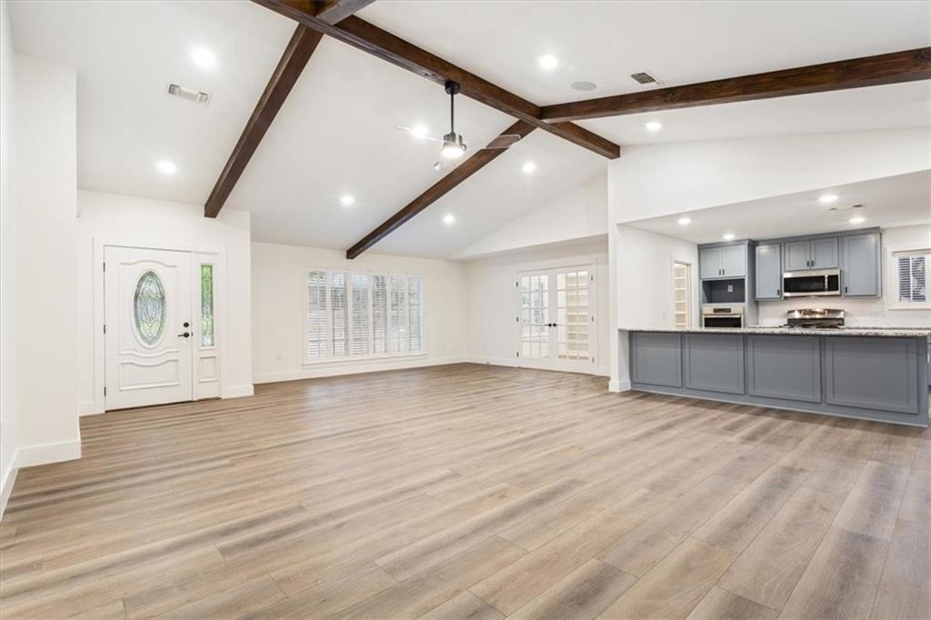 1705 Live Oak Valley Circle Property Photo 9