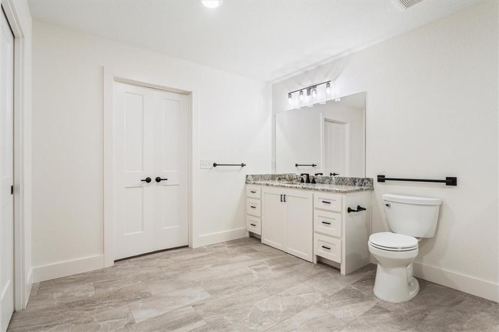 1705 Live Oak Valley Circle Property Photo 25