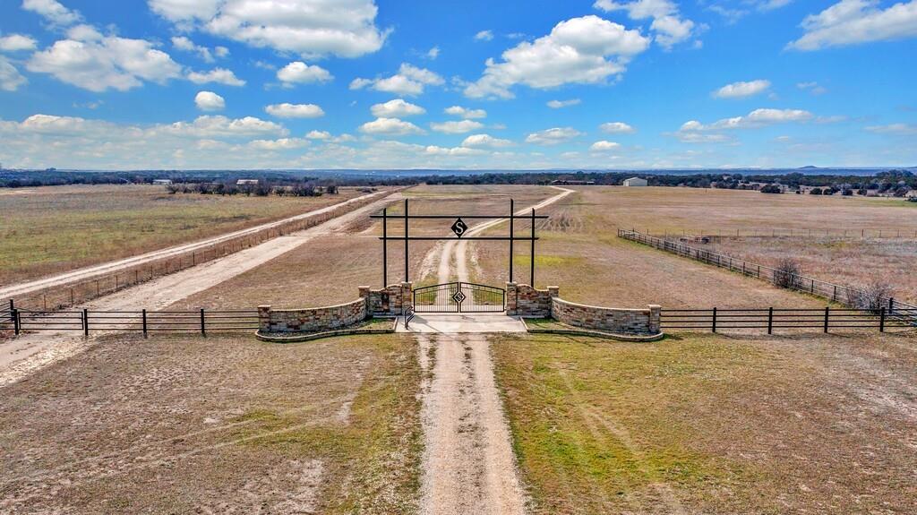 700 Floyd Rd Property Photo