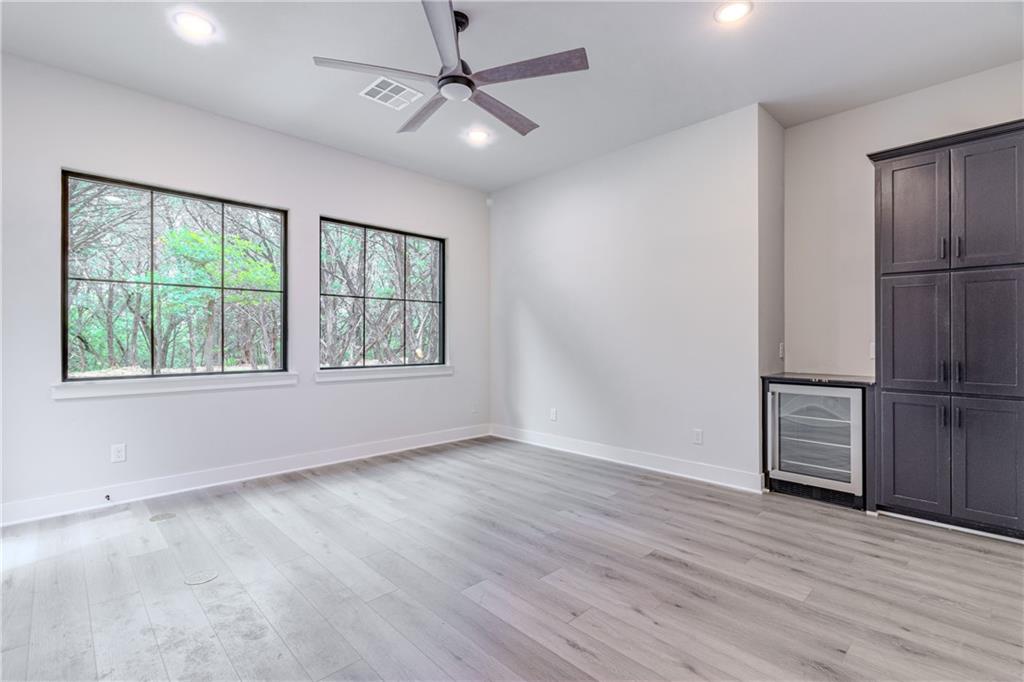 1136 Queen Elizabeth Drive Property Photo 48