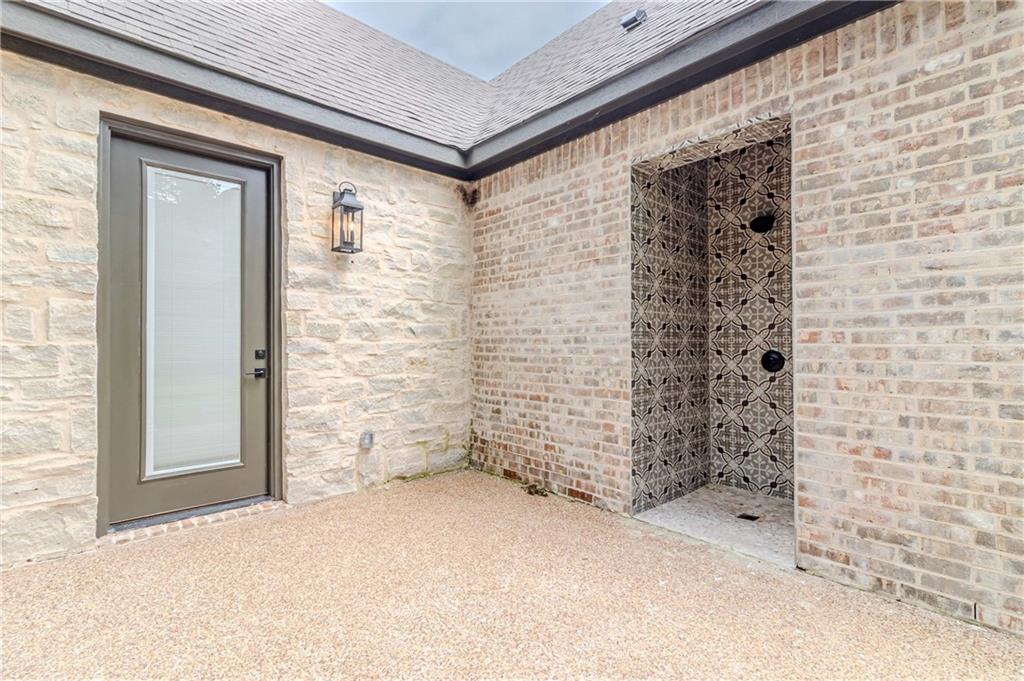 1136 Queen Elizabeth Drive Property Photo 49