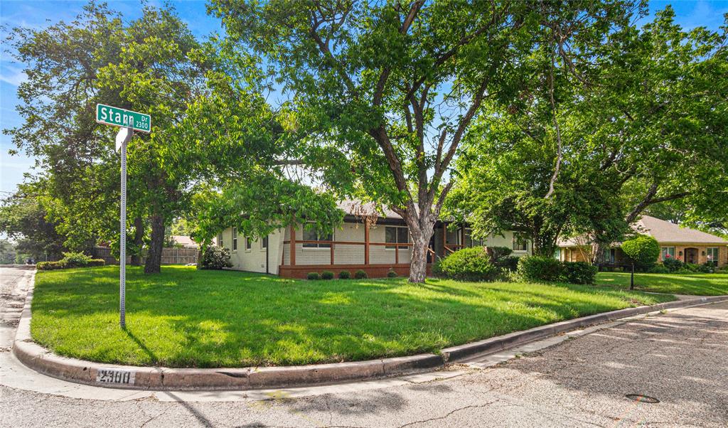 2300 Starr Drive Property Photo 36