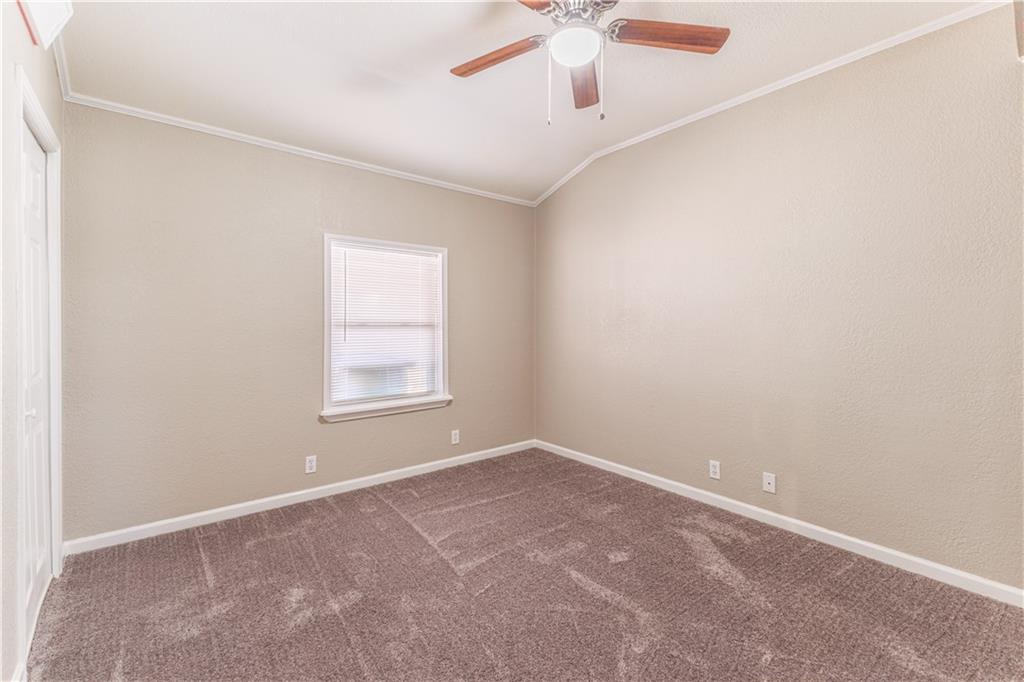 1312 W 3rd Street Property Photo 19