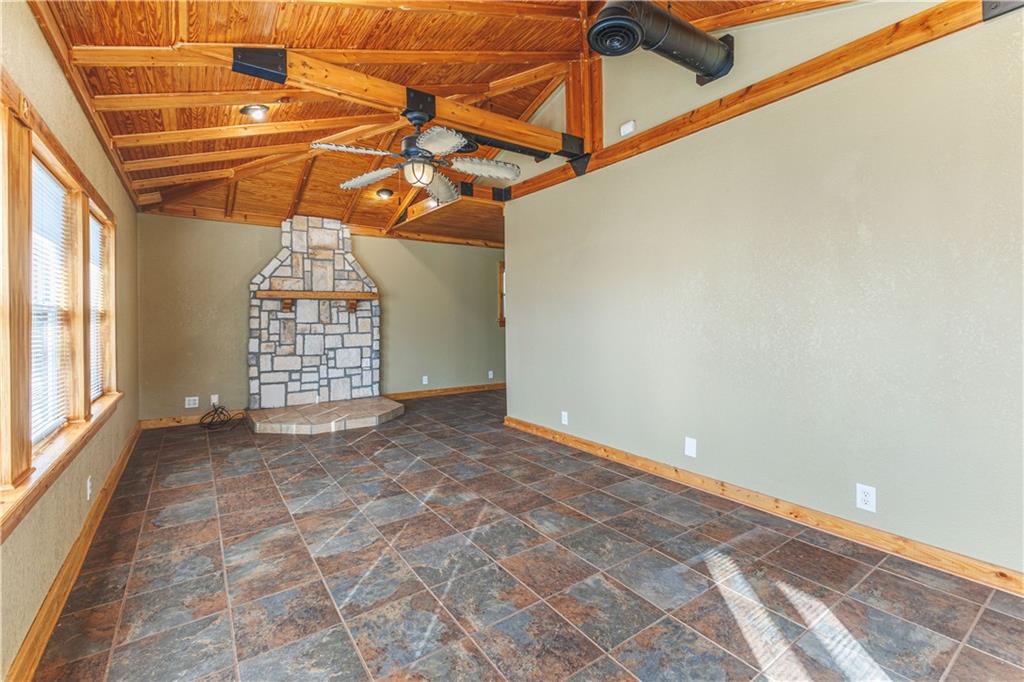 1312 W 3rd Street Property Photo 25