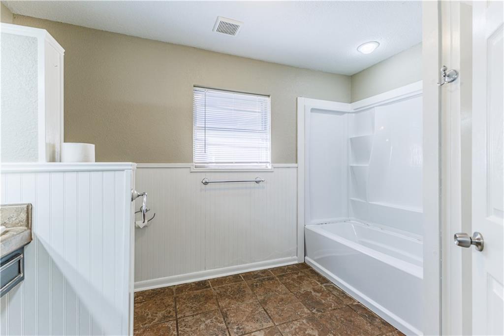 1312 W 3rd Street Property Photo 27