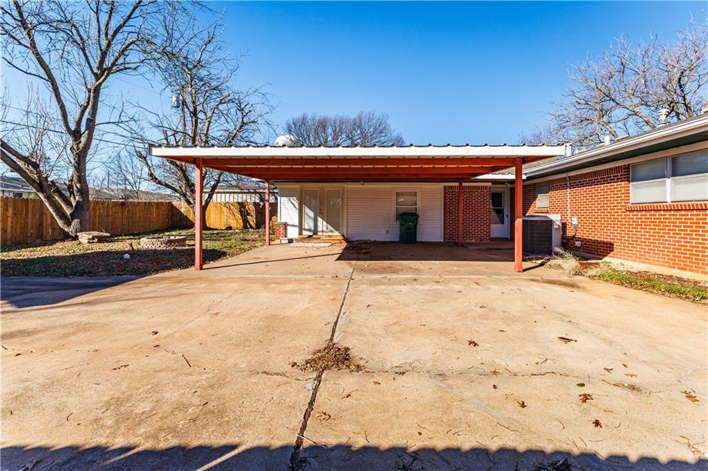 1312 W 3rd Street Property Photo 35