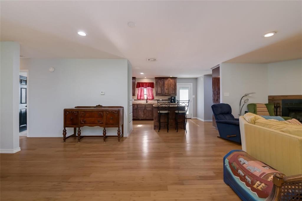 173 Bosque Bend Lane Property Photo 4