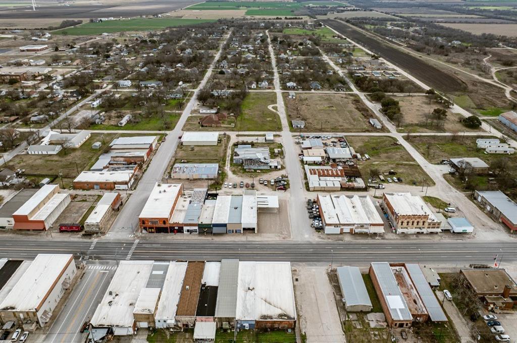 404 Texas Avenue Property Photo 17