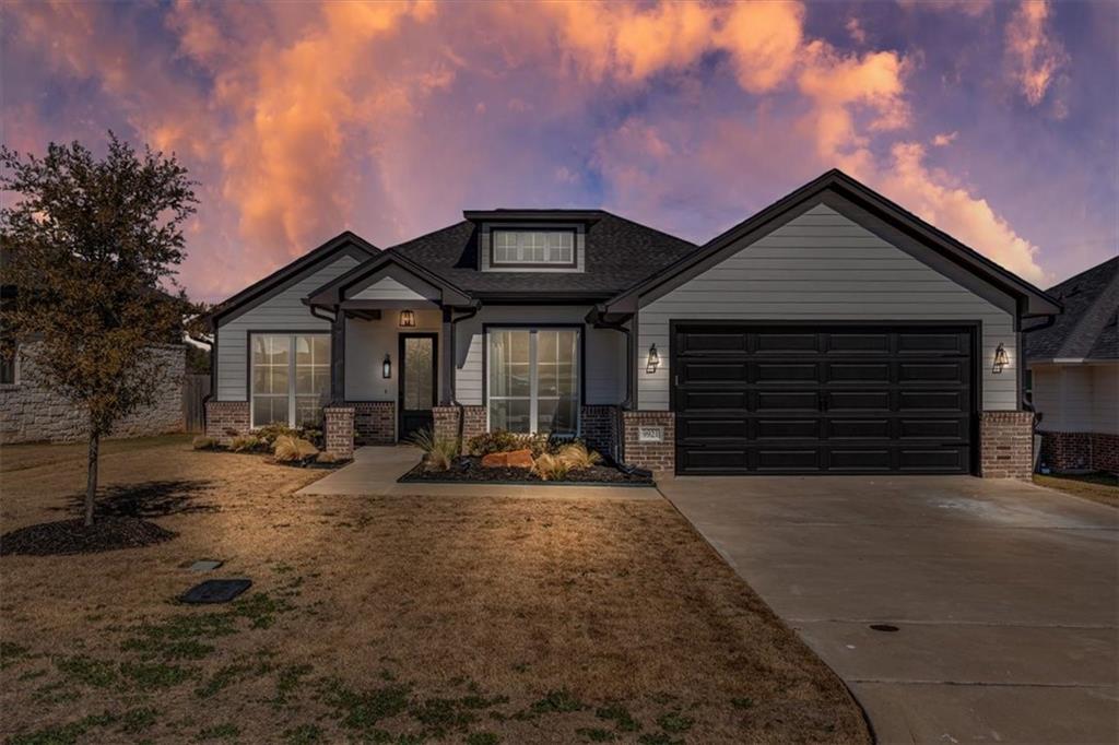 9921 Bridlewood Lane Property Photo