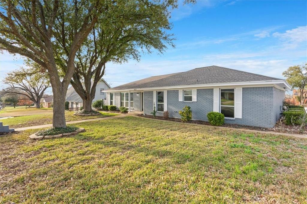 8517 Briargrove Drive Property Photo 1