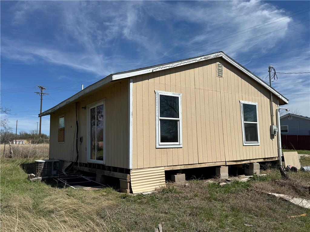 103 Cypress Street Property Photo 3