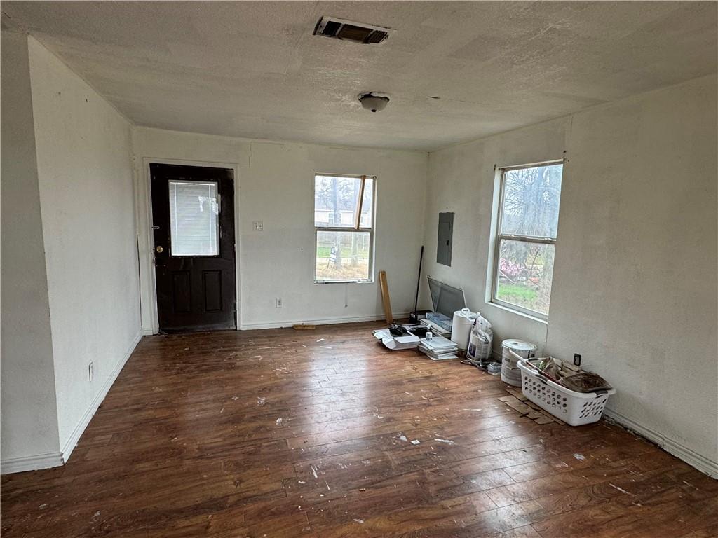 103 Cypress Street Property Photo 14