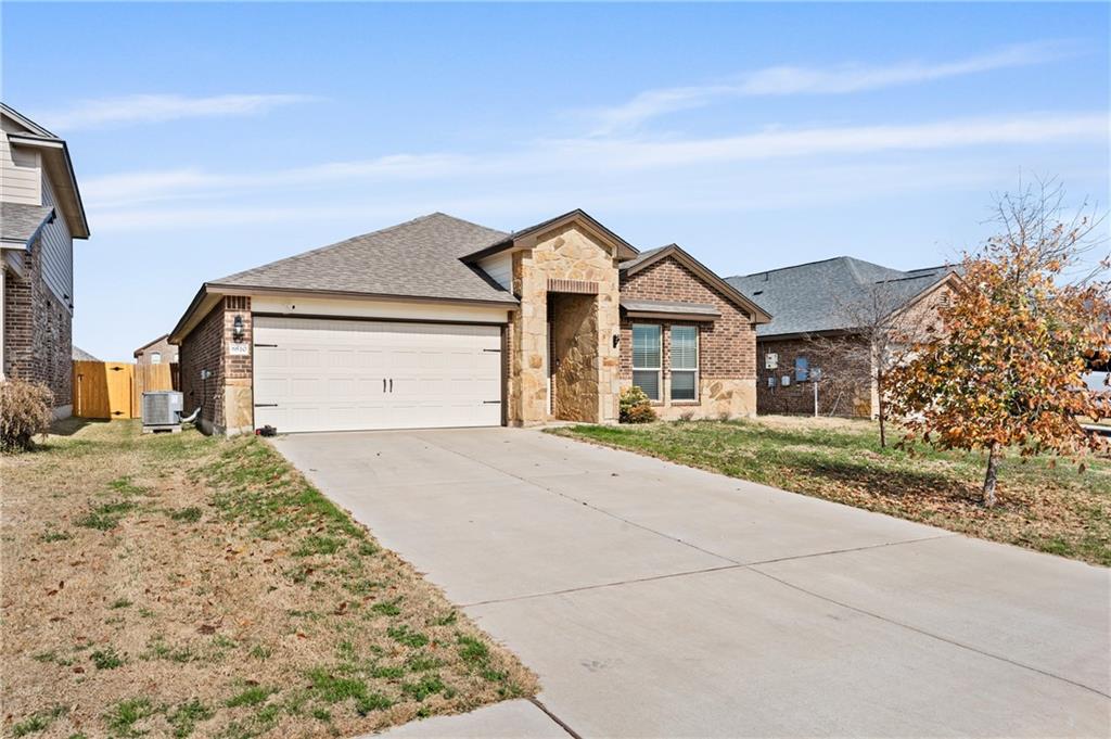 8810 Stonehollow Dr
