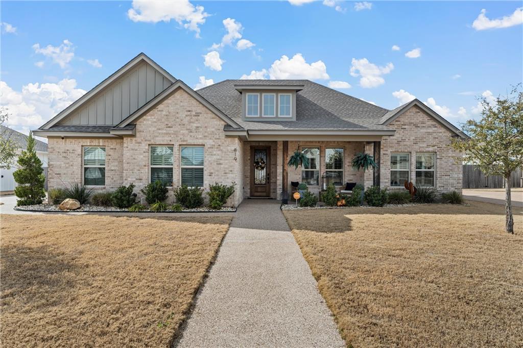 819 Gallant Fox Rd Property Photo