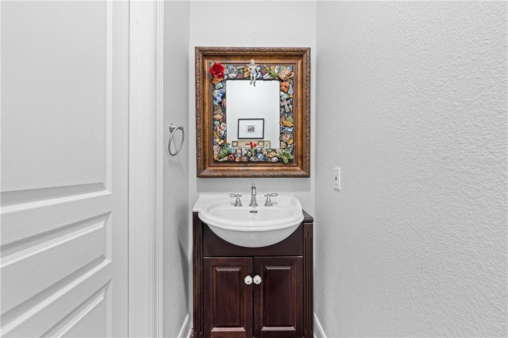 1240 Estes Road Property Photo 16