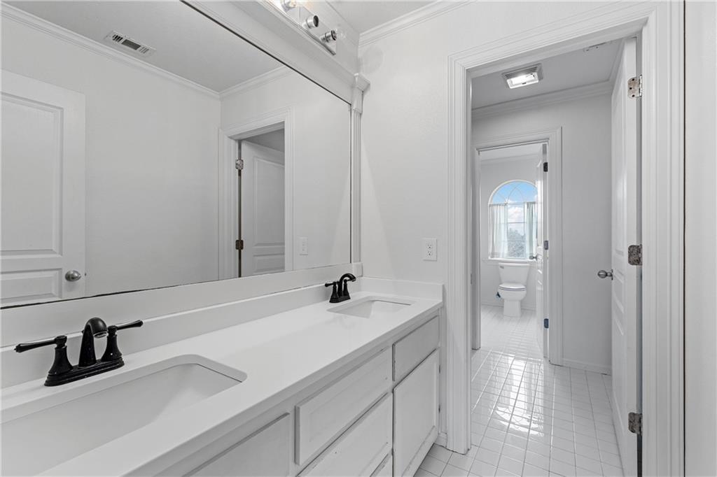 1240 Estes Road Property Photo 36