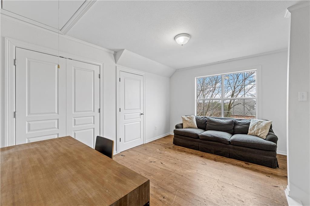 1240 Estes Road Property Photo 39