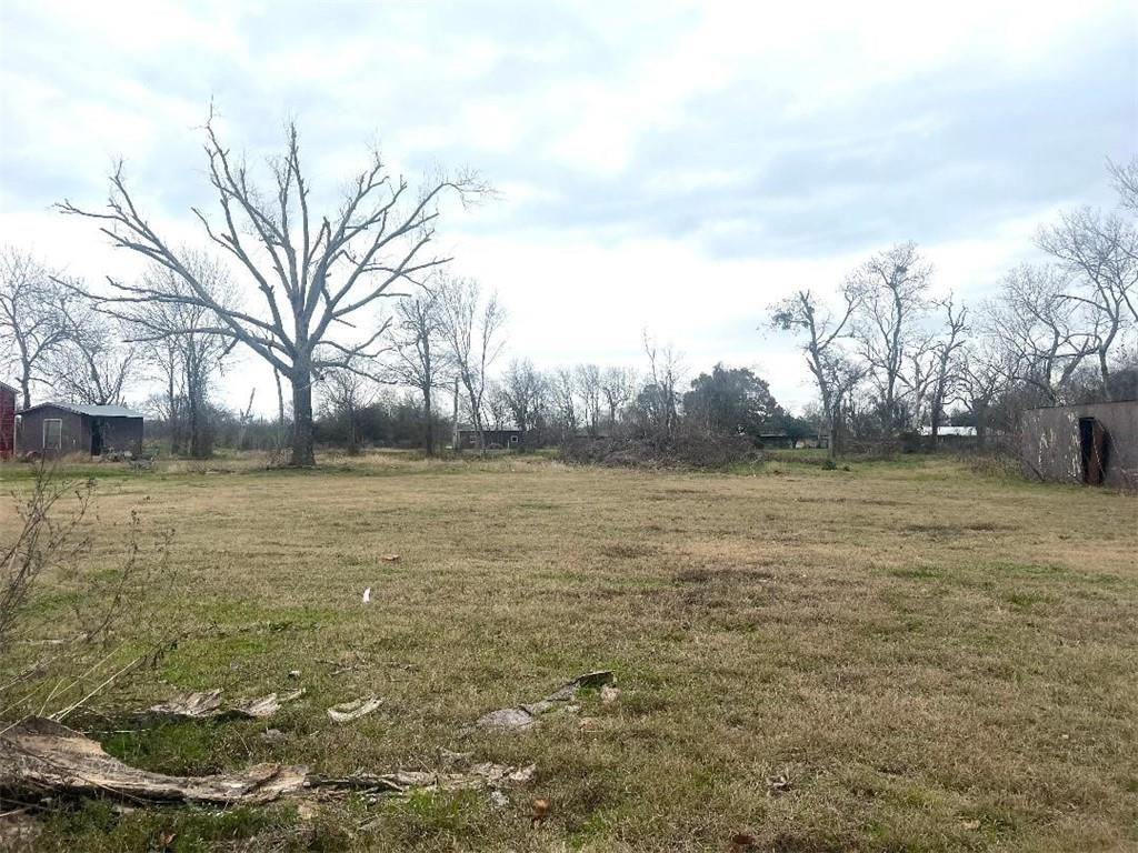 410 W Washington Highway Property Photo 2