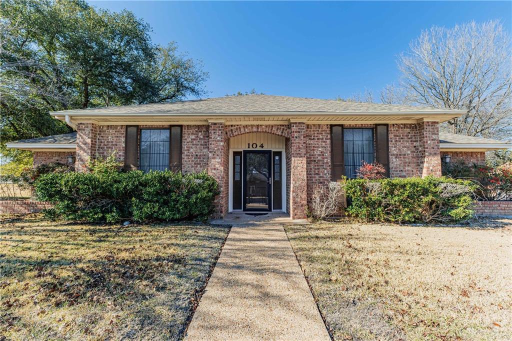 104 Virginia Drive Property Photo 1