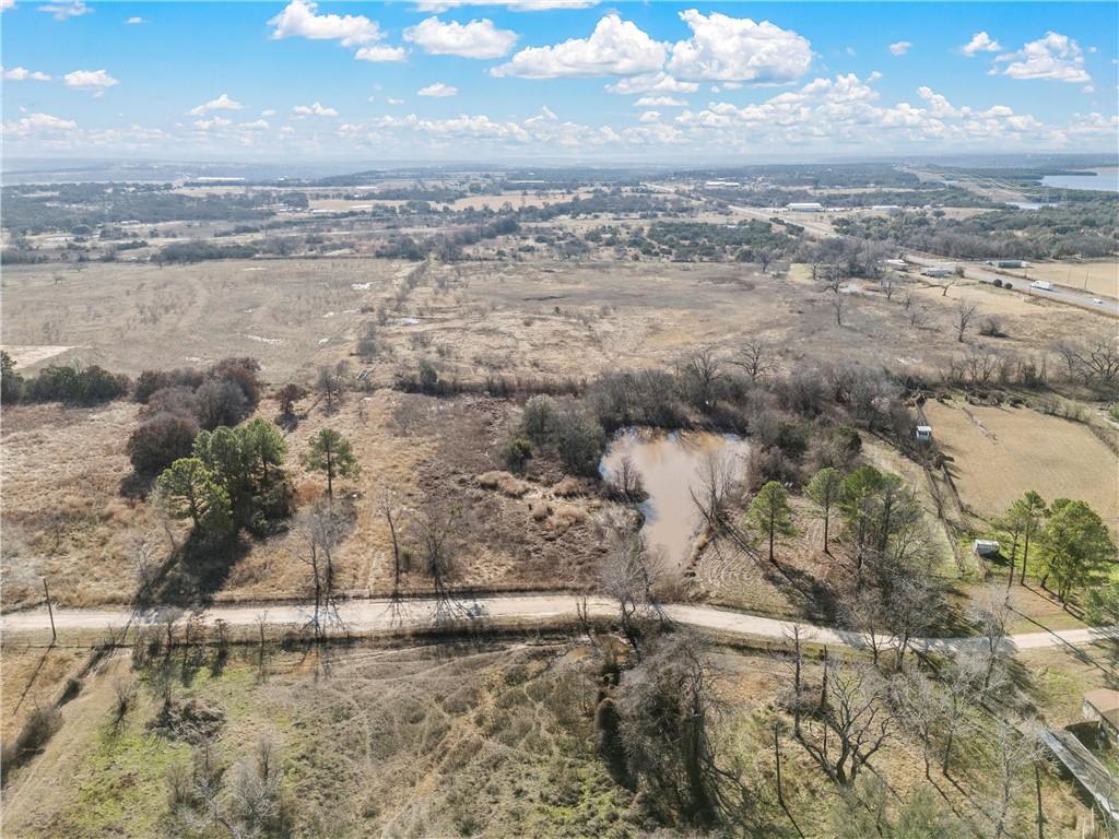 421 Cowboy Court Property Photo 9