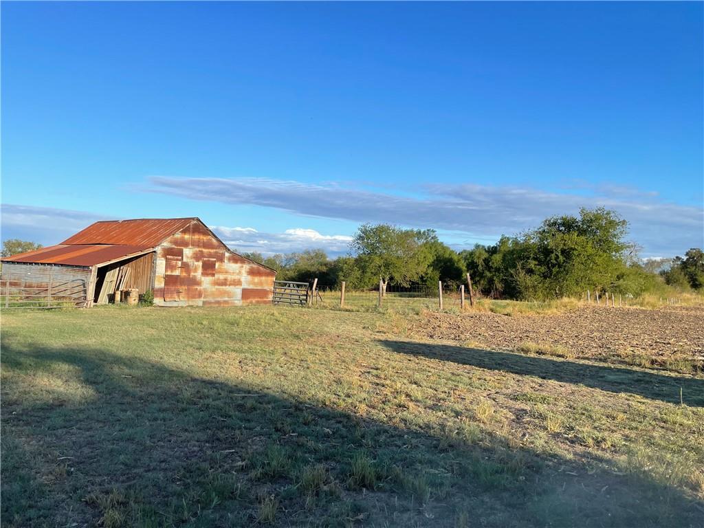 346 Cr 352 Property Photo 16