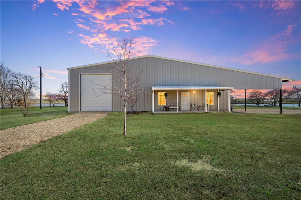 1110 Woodlake Lane Property Photo
