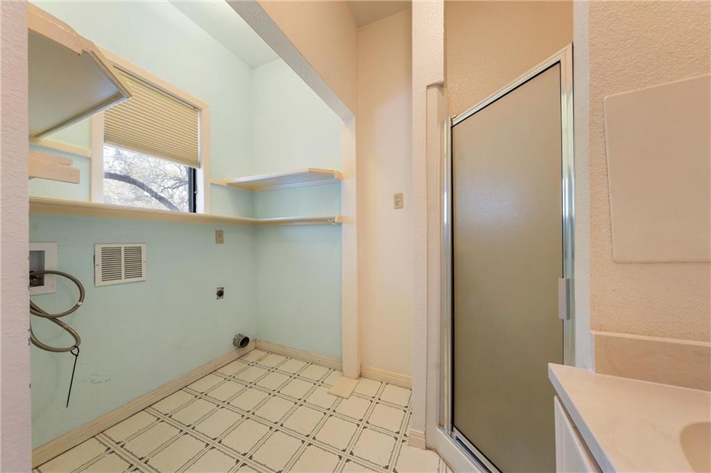 206 Brazos Oaks Drive Property Photo 14