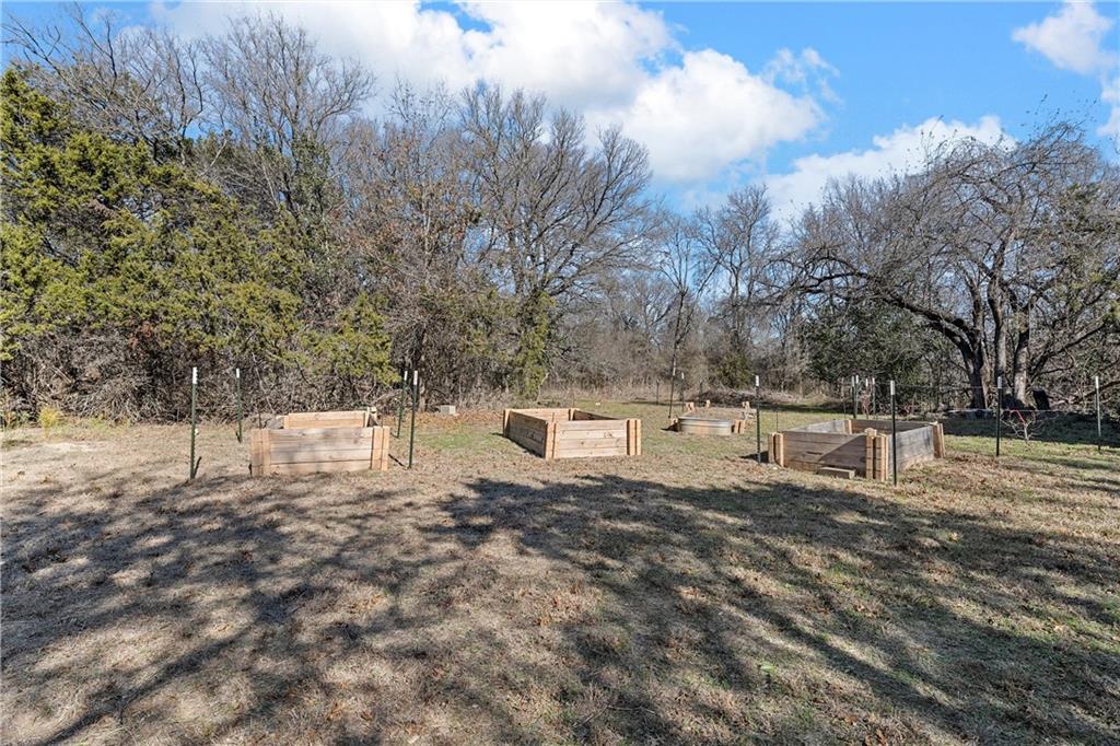 206 Brazos Oaks Drive Property Photo 28