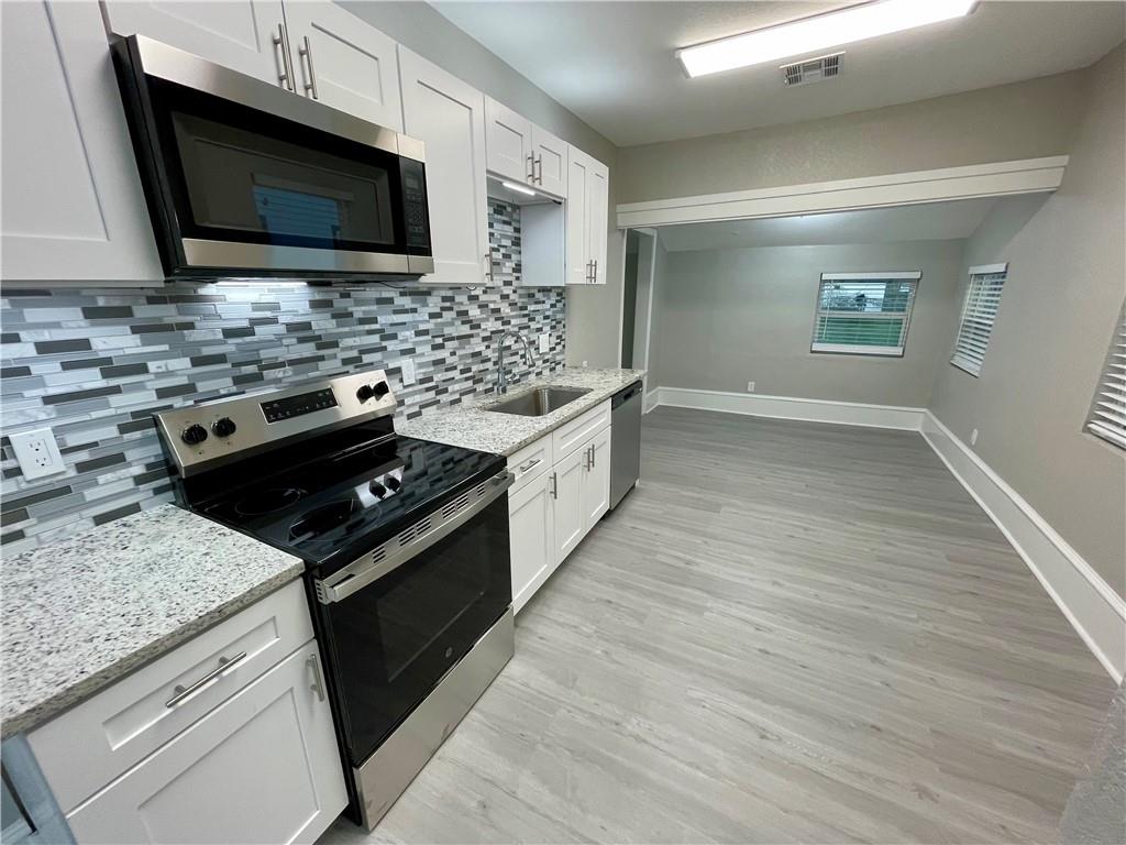 310 N Lakeview Drive Property Photo