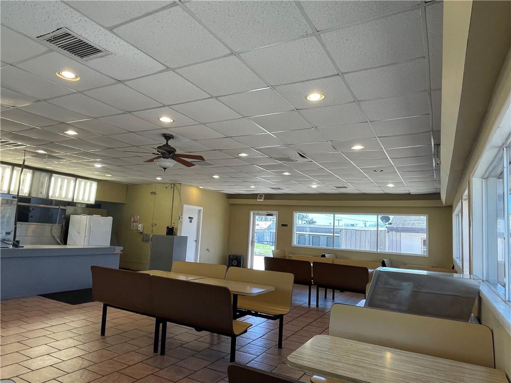 616 E Texas Avenue Property Photo 17