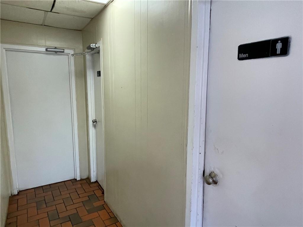 616 E Texas Avenue Property Photo 41