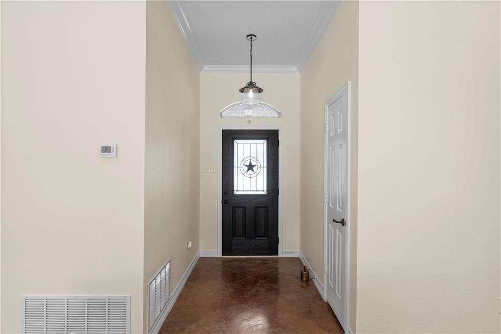 1208 Heritage Way Dr Property Photo 6