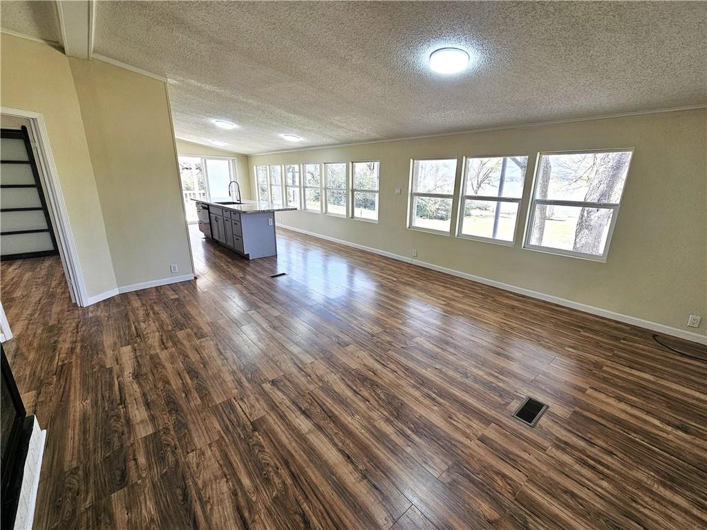 102 Lcr 828 Property Photo 10