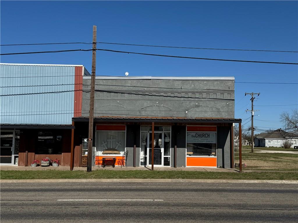 216 Gassaway Street Property Photo 4