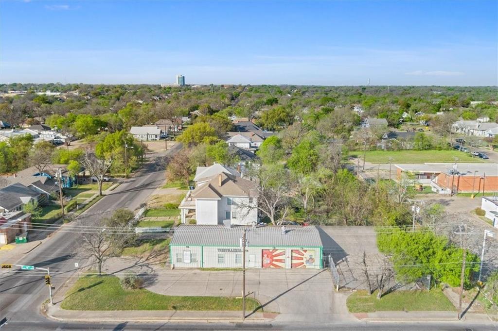 1801 Lyle Avenue Property Photo 2