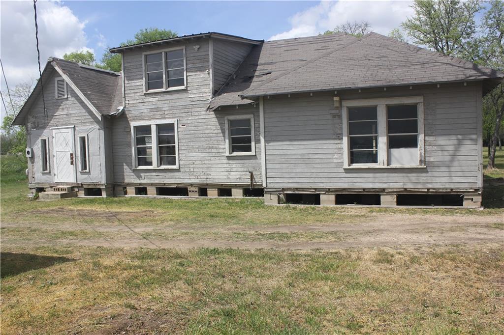 212 Loop 340 Property Photo 1