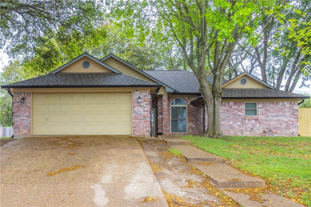 240 Cross Country Drive Property Photo