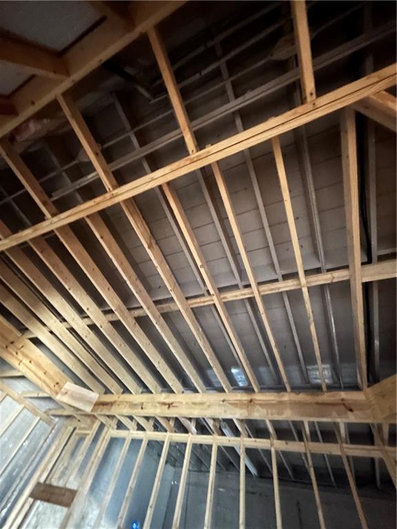 1525 Franklin Avenue Property Photo 5